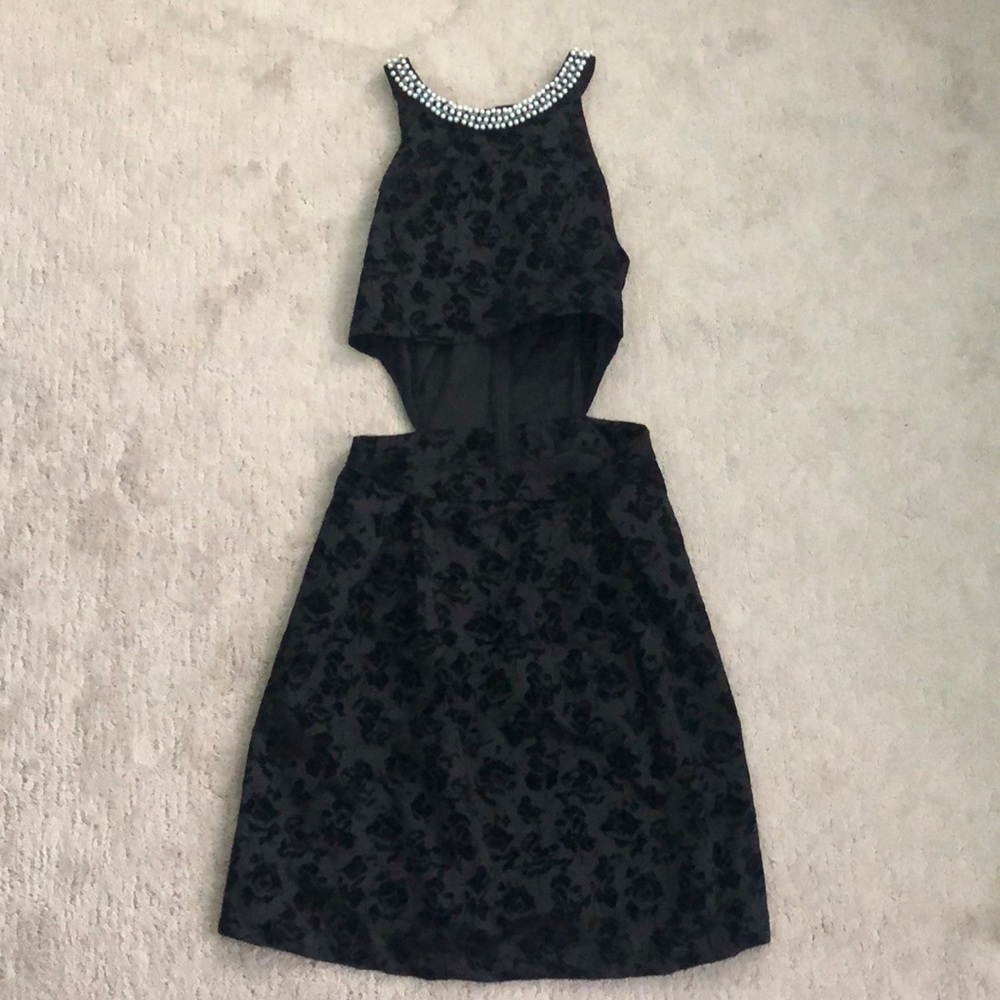 Elegant Black Dress